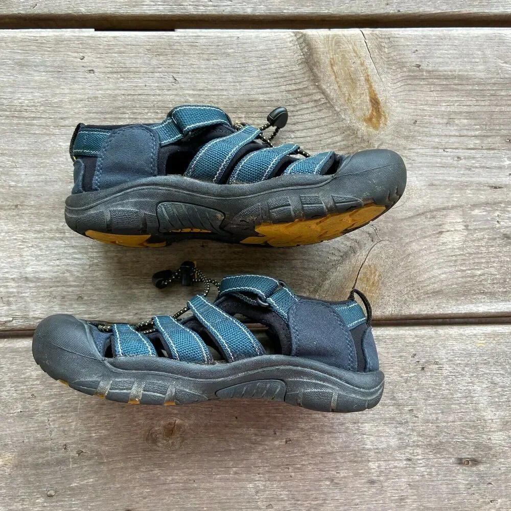 Keen Kids Newport H2‎ Sandals Size 3 Navy Blue Water Hiking Outdoor